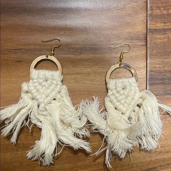 Cream Macrame Hoop Earrings - Picture 2 of 4